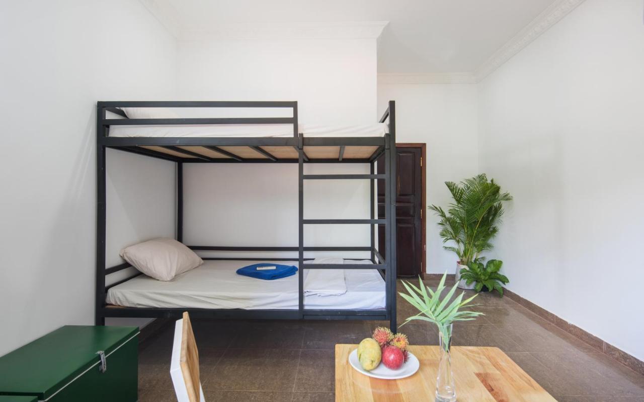 Barefoot Backpacker Resort Siem Reap Exterior foto